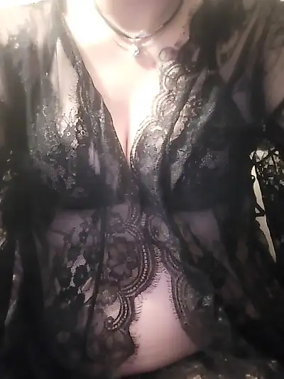 Me in suspenders 😘