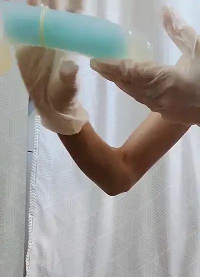 🔥 6 minutes for true connoisseurs: Latex gloves and condom 