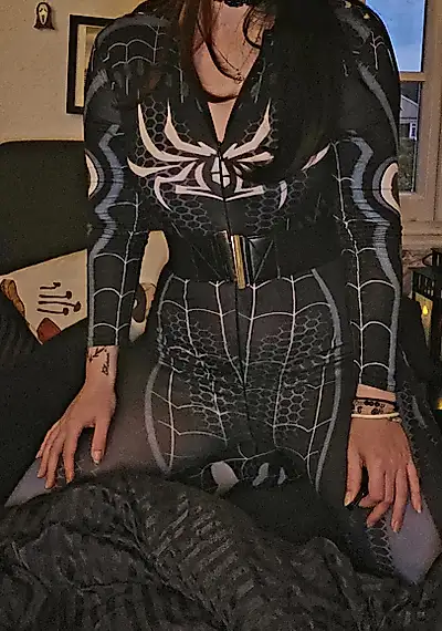 An intimate look at Catwoman ;)