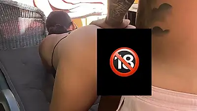 Sesso all'aperto con un cazzo nel culo! 🍑💦