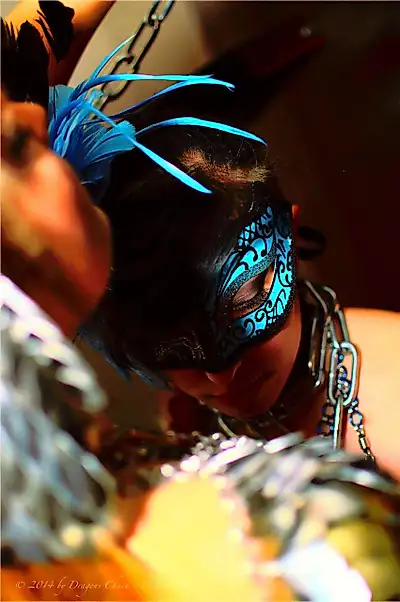 Hot shooting in chains + little extras