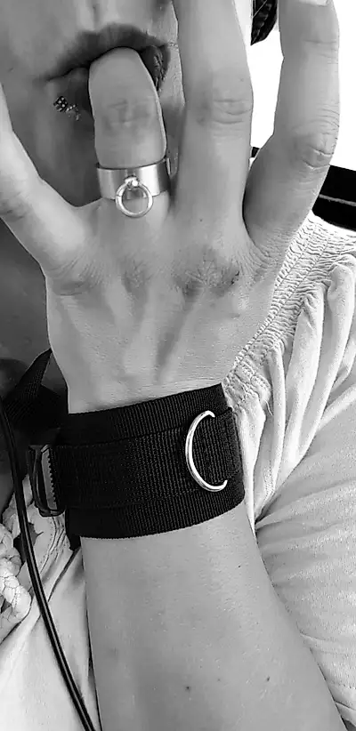 Zuckerbrot und Peitsche ;)