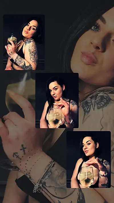 Portrait series "Friday night alone!"