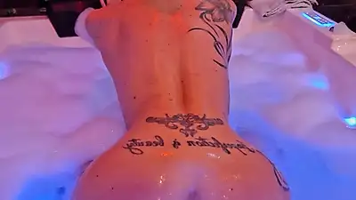 Geil in bad 🤫🥵💦😈🫦