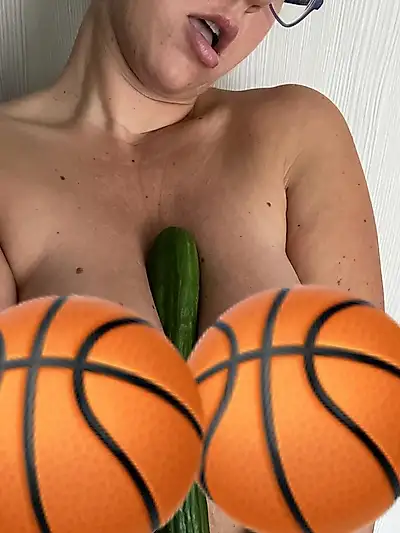 Cucumber Fun 🥒🙈🤭🤫