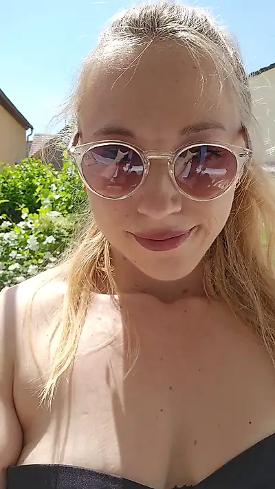 095: Oiling and dildo fun!