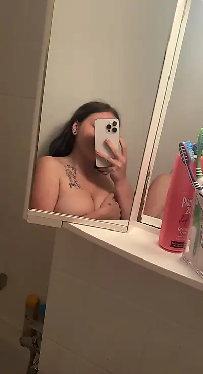 Do you want to see my big boobs?💋