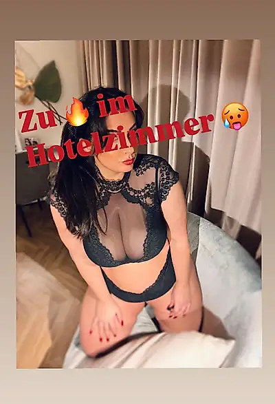 Too hot 🔥 in the hotel room 🥵