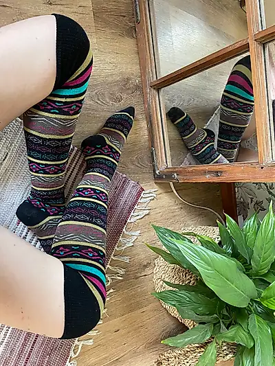 Freshly shaved legs in cozy socks 😍