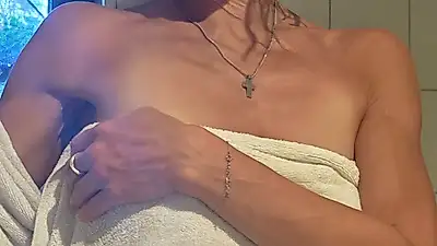 Greetings from the shower! 🇰🇪🚿