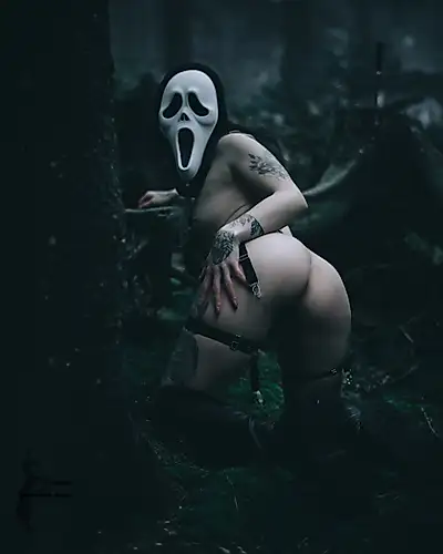 Heißes Halloween mit Scary End 