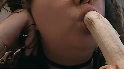 🍌 Смакота, банани містять багато заліза...