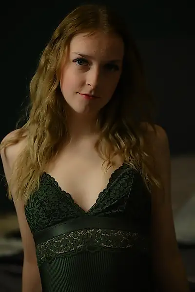 I'm taking off my green bodysuit for you... 💚