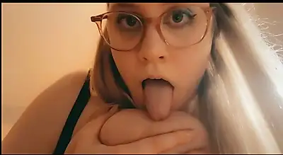 I'm coming on you: huge breasts, a hot dildo b**wjob and a very intense finale 🥵🍆