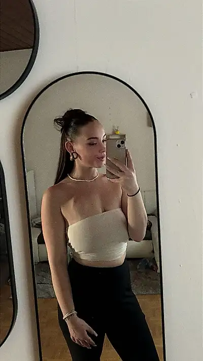 I just got ready, thought I'd show you my Calvin Klein thong while I'm at it ❤️🔥