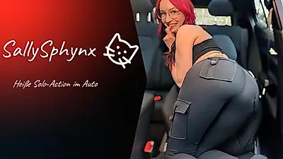 Hot solo action in the car. 🚗😈 I'm pleasuring myself with a big dildo 🥵