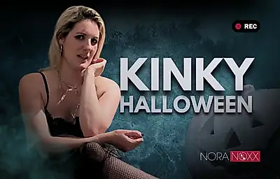 Kinky Halloween: Awesome hot tub and a nobody 