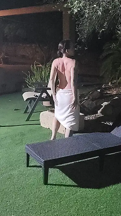 Nighttime pool action 🥵