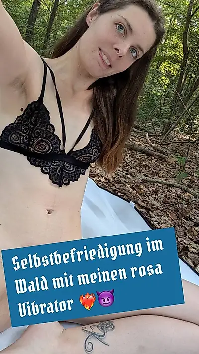 Masturbation in the forest with the pink vibrator