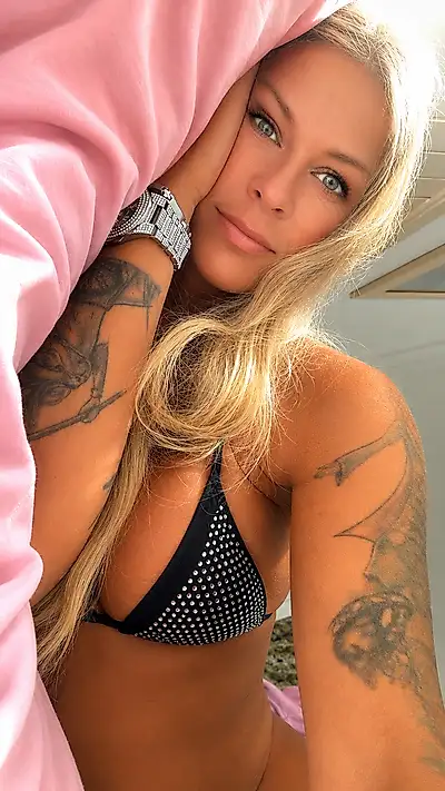 Nicolina37