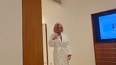 Женатый мужчина, пустая комната и я — лучший день в спа-салоне в моей жизни!