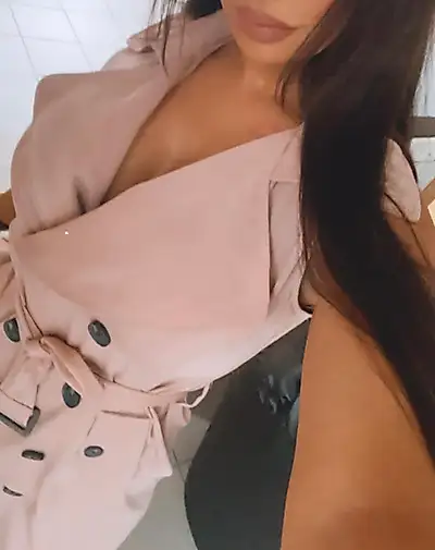 A short break from the stressful office work 