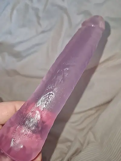 Ich besorge es mir selber und halte das ganze auf ein paar Schnappschüssen fest💦