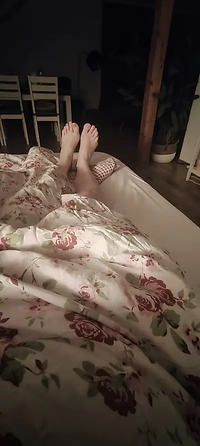 My face is more adorable than ever! 💋 Can you resist me?