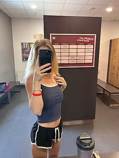 Gym changing room ❤️‍🔥