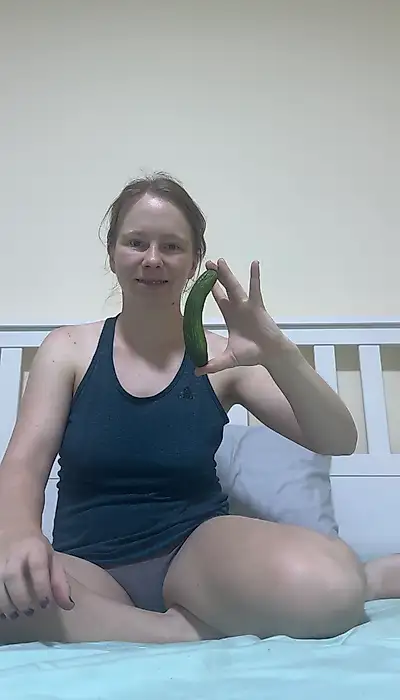 Small crooked cucumber fucked