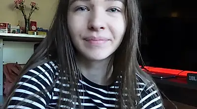 Present my Lips! My buddy and I show you my mega big labia!