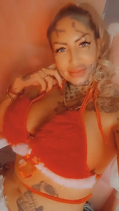 Want to see a hot, sexy short clip where I show you my tattooed asshole?