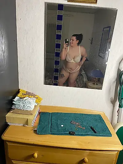 HOT 🔥Pics 🍑🍒🥵💦