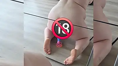Ззаду перед дзеркалом 😏