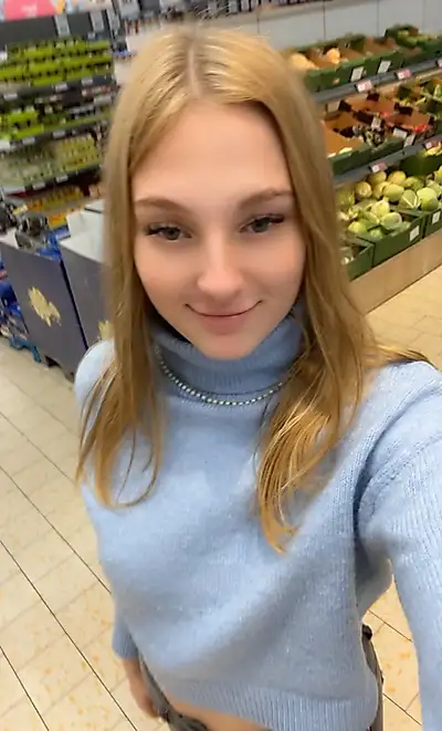 When I was shopping at LIDL I got myself a marzipan bread and then shoved it into my little pussy... and then I just ate it haha 🤭 oh man when I'm horny I always do such stupid things 🙈💦💦💦