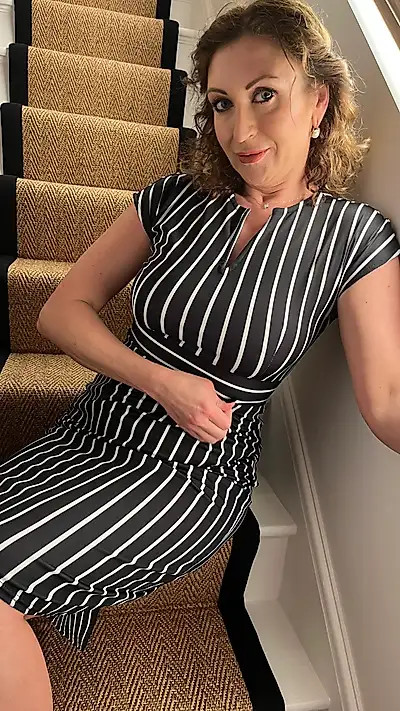 I simply undressed on the stairs.