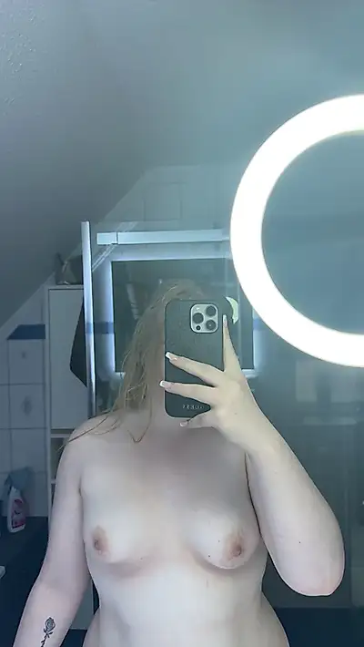 Before showering 😋😏💦