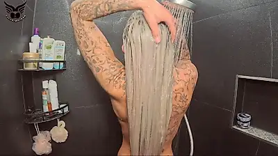 SusiSorglosnrw – Spritziges Ducherlebnis mit Susi 