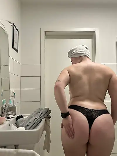 Shower, shower, shower 🔥