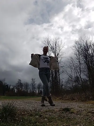 Kleiner Strip beim Spaziergang