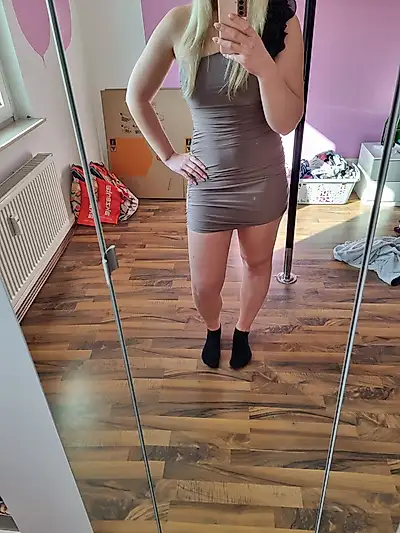 Pole dancing in sexy lingerie ;)