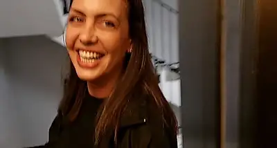 MACHINE WIRE FENCE IN THE MORNING - MY MARRIED NEIGHBOR IN THE ALLOTMENT GARDEN GOT IT OUT