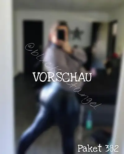 A***h in Lederleggings #382