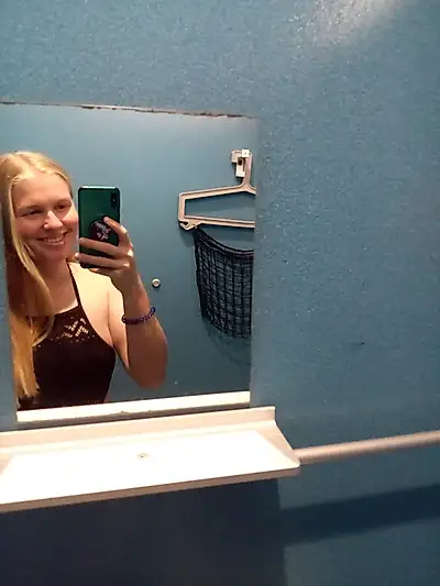 Nach dem baden wieder aus ziehen