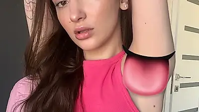 Nouvelle vidéo de culte des aisselles avec compte à rebours