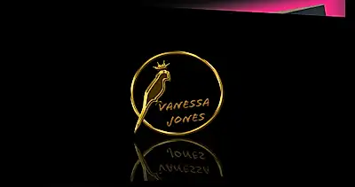 693 - Nackt mit Dicken Ti***n liege ich auf dem Bett