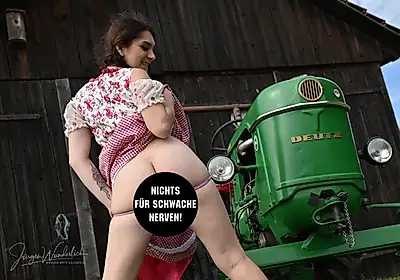 Cool old tractor! 18+