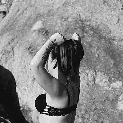 Hot excursion on a sunny day 👄😜