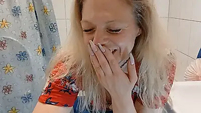 OMG!! Did I secretly masturbate at the family celebration??