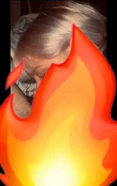 B**wjobs in bed 💦🫦